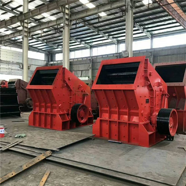 制砂細碎機車(chē)間展示